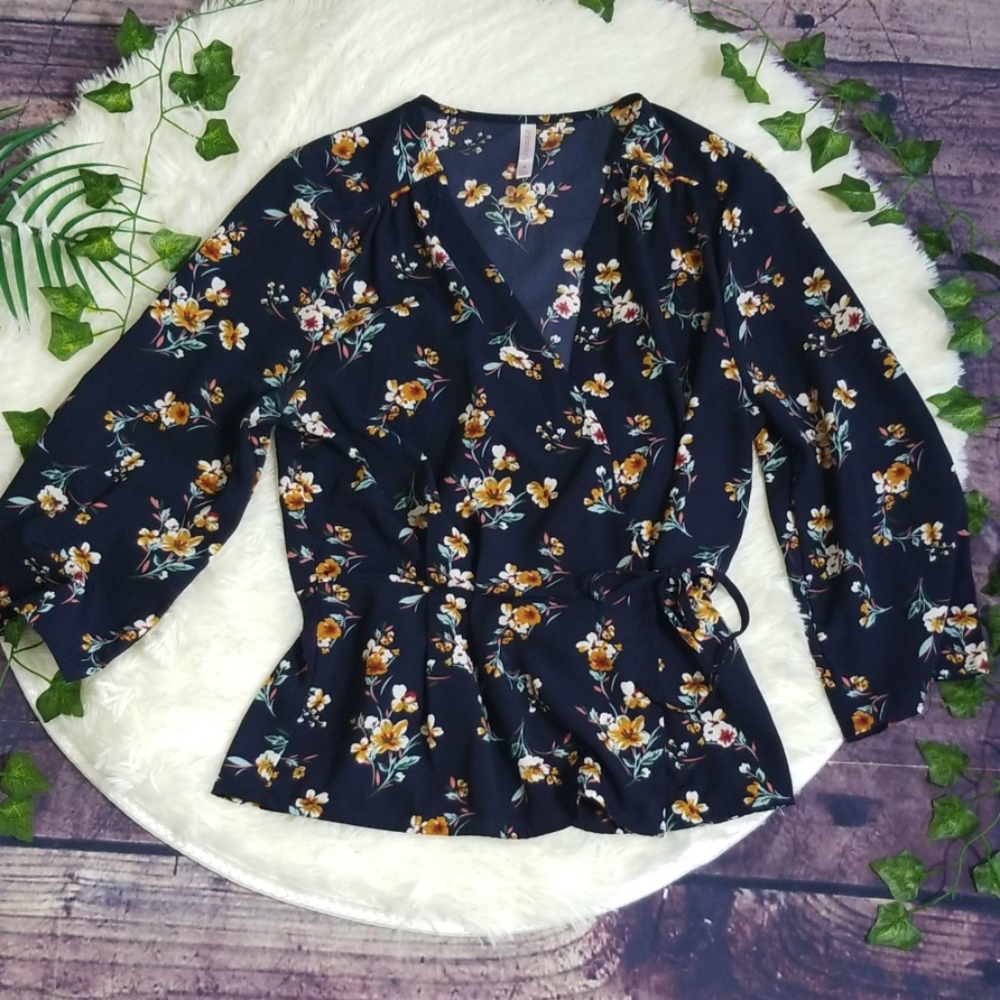 Xhilaration Top